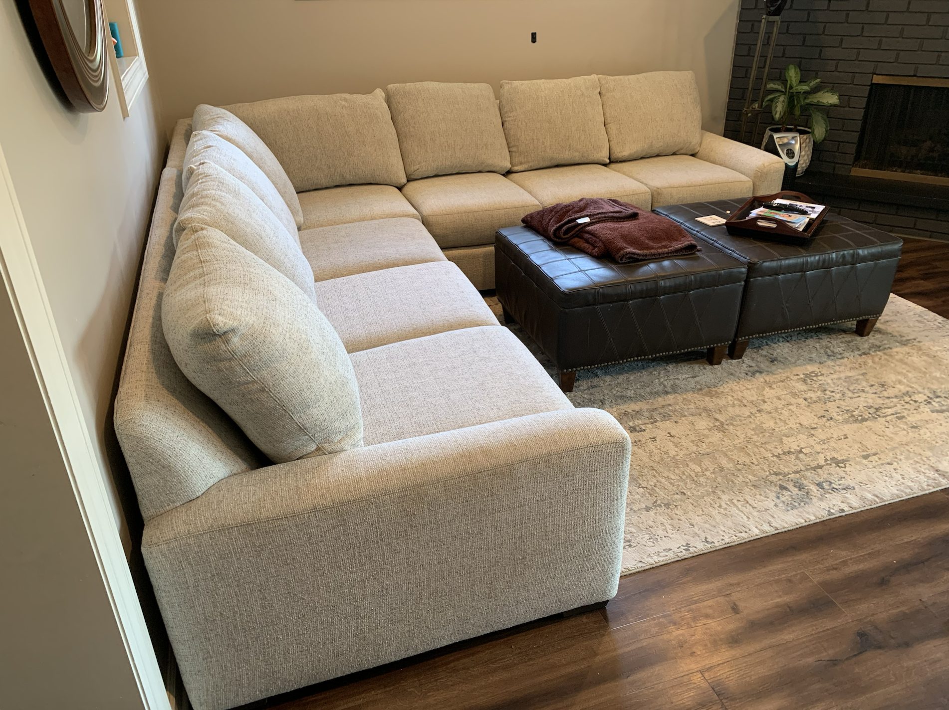 Upholstery Cleaning in Arlington Heights by Classic Touch Floor Care